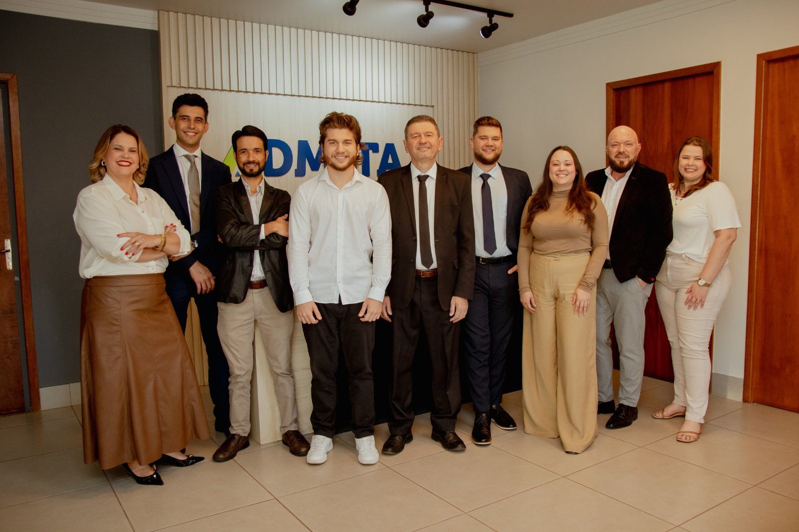 Nossa equipe AdmitaRH trabalhando em conjunto